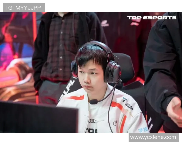 聚焦英雄联盟TES战队个人能力分析与表现探讨